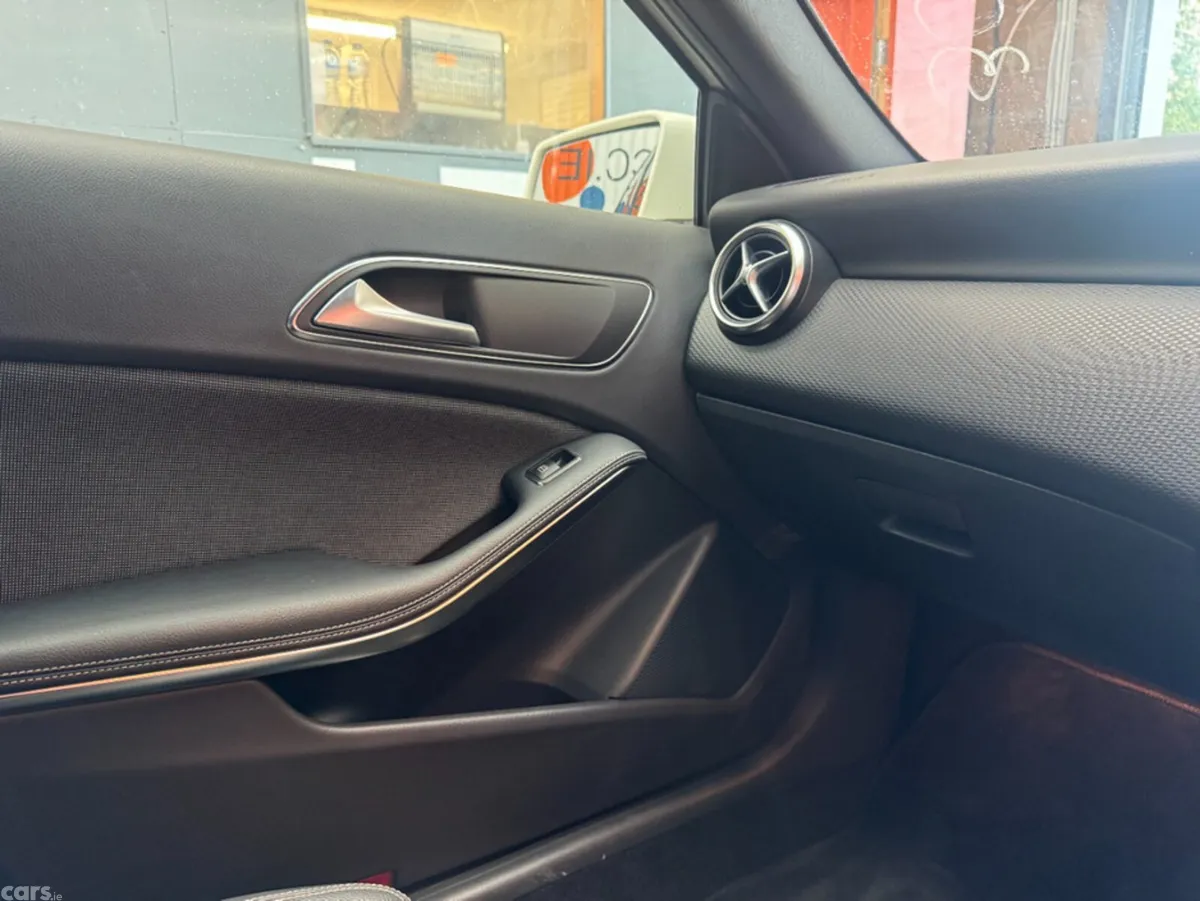Mercedes-Benz A-Class Hatchback, Petrol, 2018, White