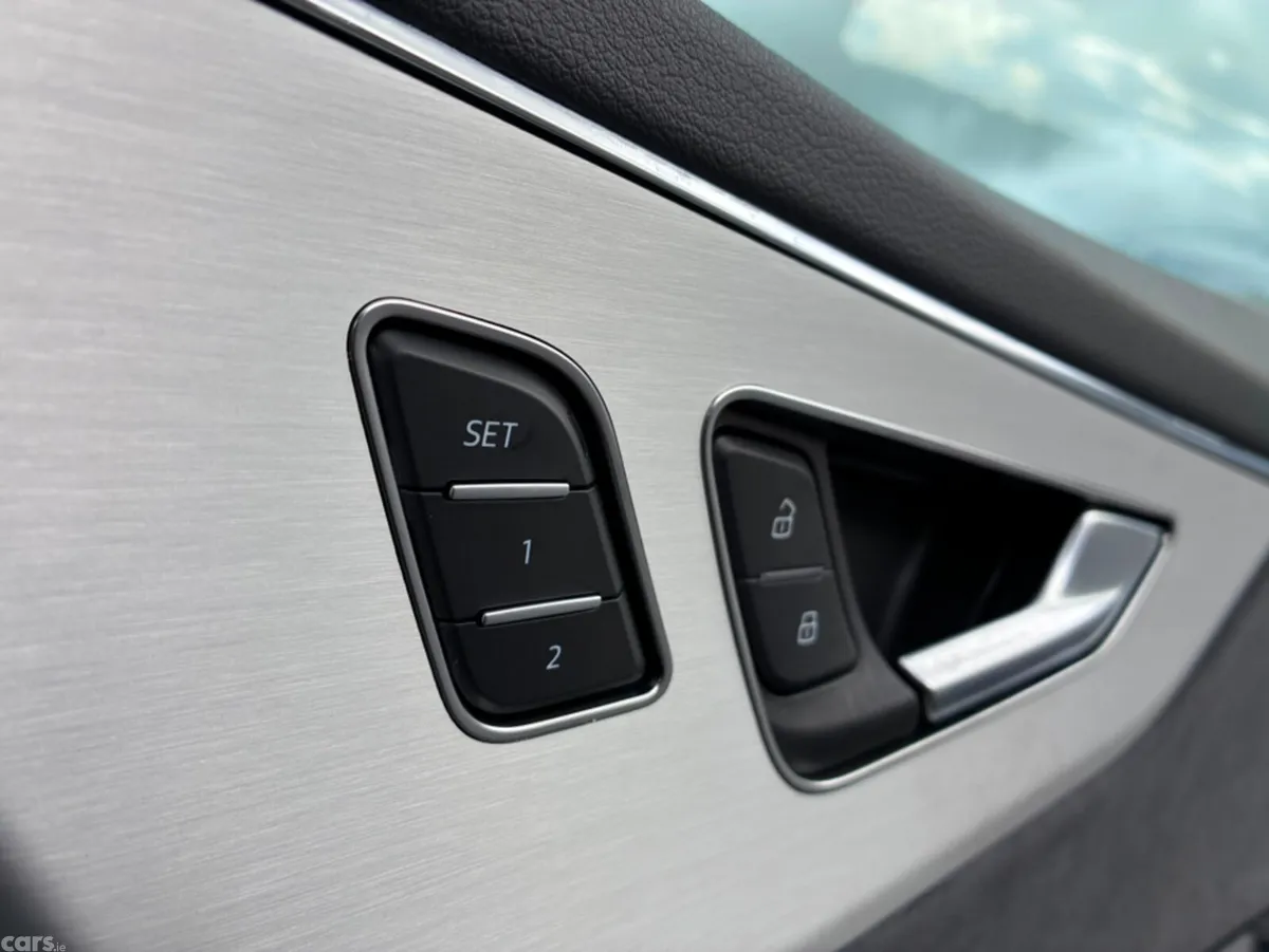 Audi Q7 SUV, Petrol Plug-in Hybrid, 2025, Black