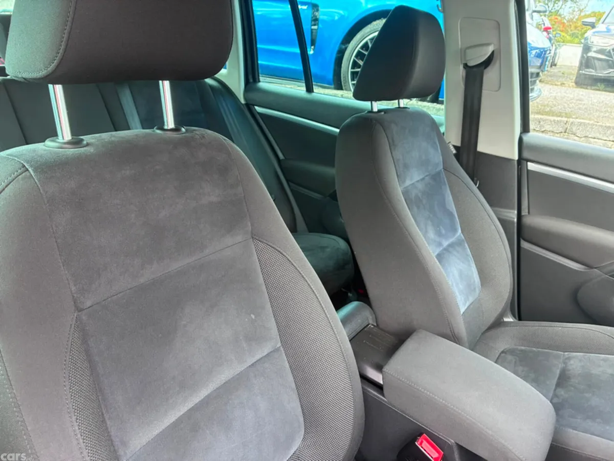 Volkswagen Tiguan SUV, Diesel, 2016, Black