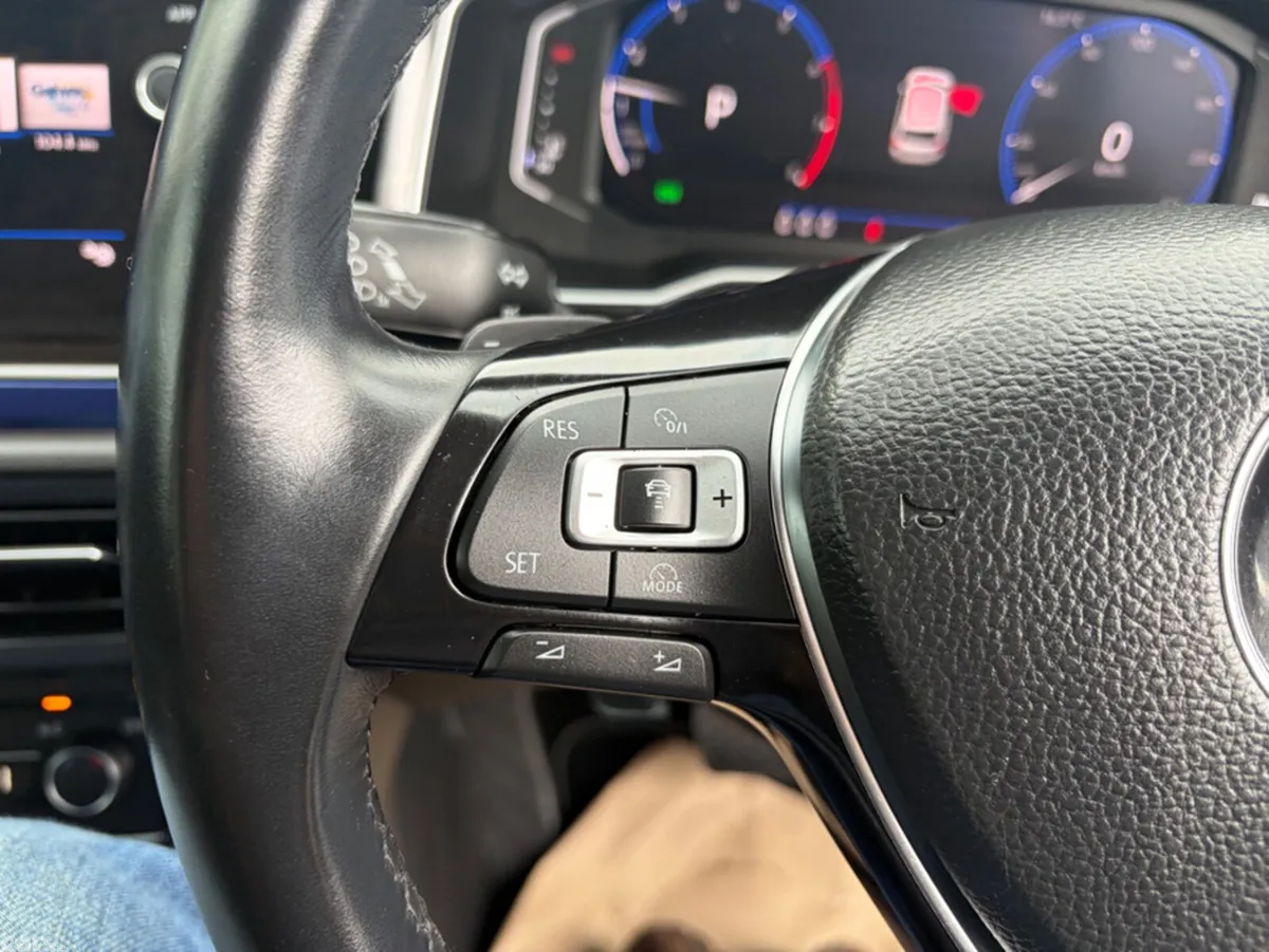 Volkswagen Polo Hatchback, Petrol, 2019, Blue