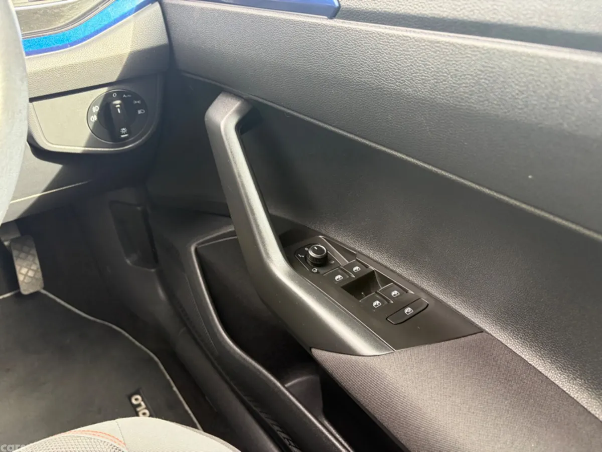 Volkswagen Polo Hatchback, Petrol, 2019, Blue