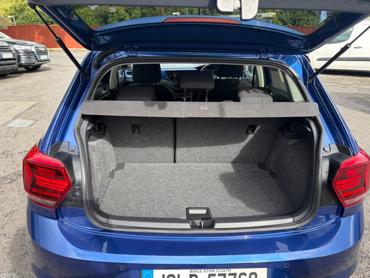 Volkswagen Polo Hatchback, Petrol, 2019, Blue