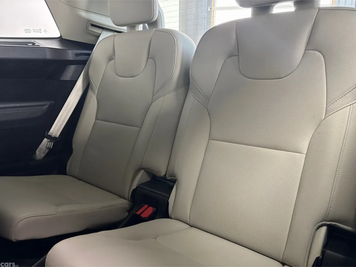 Volvo XC90 Estate, Diesel, 2017, Grey