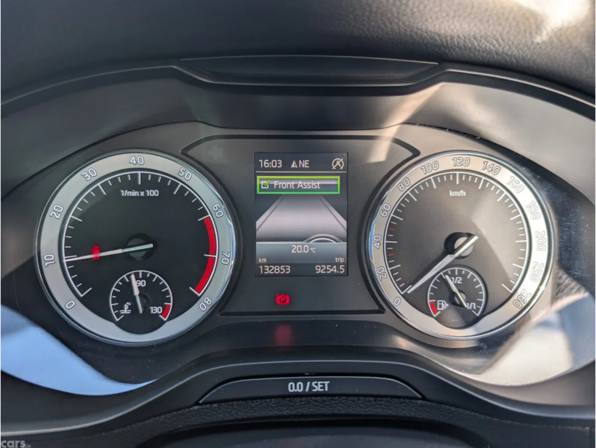 Skoda Karoq MPV, Petrol, 2018, Grey