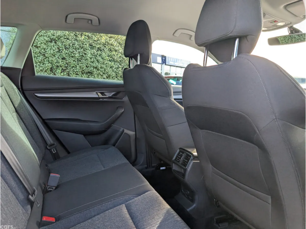 Skoda Karoq MPV, Petrol, 2018, Grey