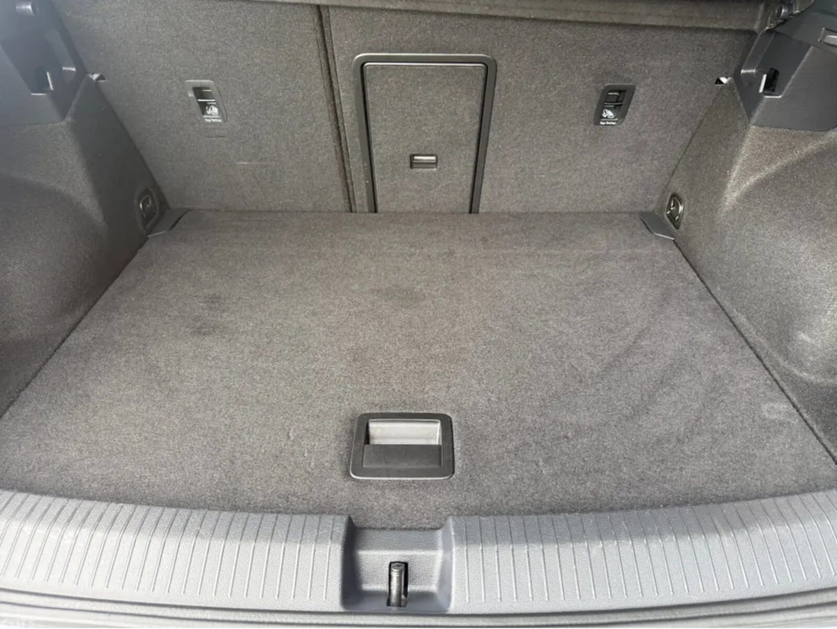 Volkswagen T-Roc SUV, Petrol, 2023, Grey
