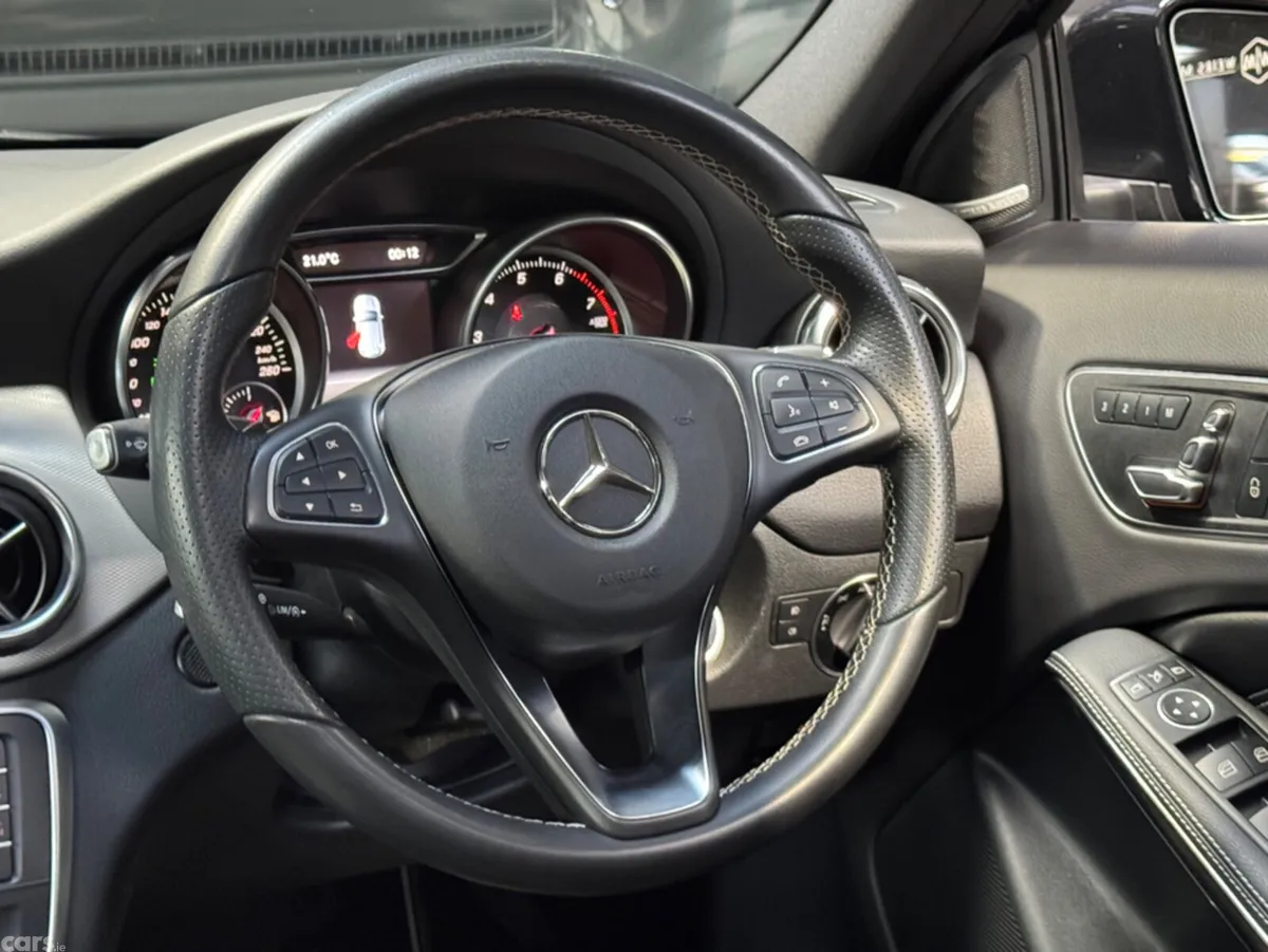 Mercedes-Benz GLA MPV, Petrol, 2017, Black