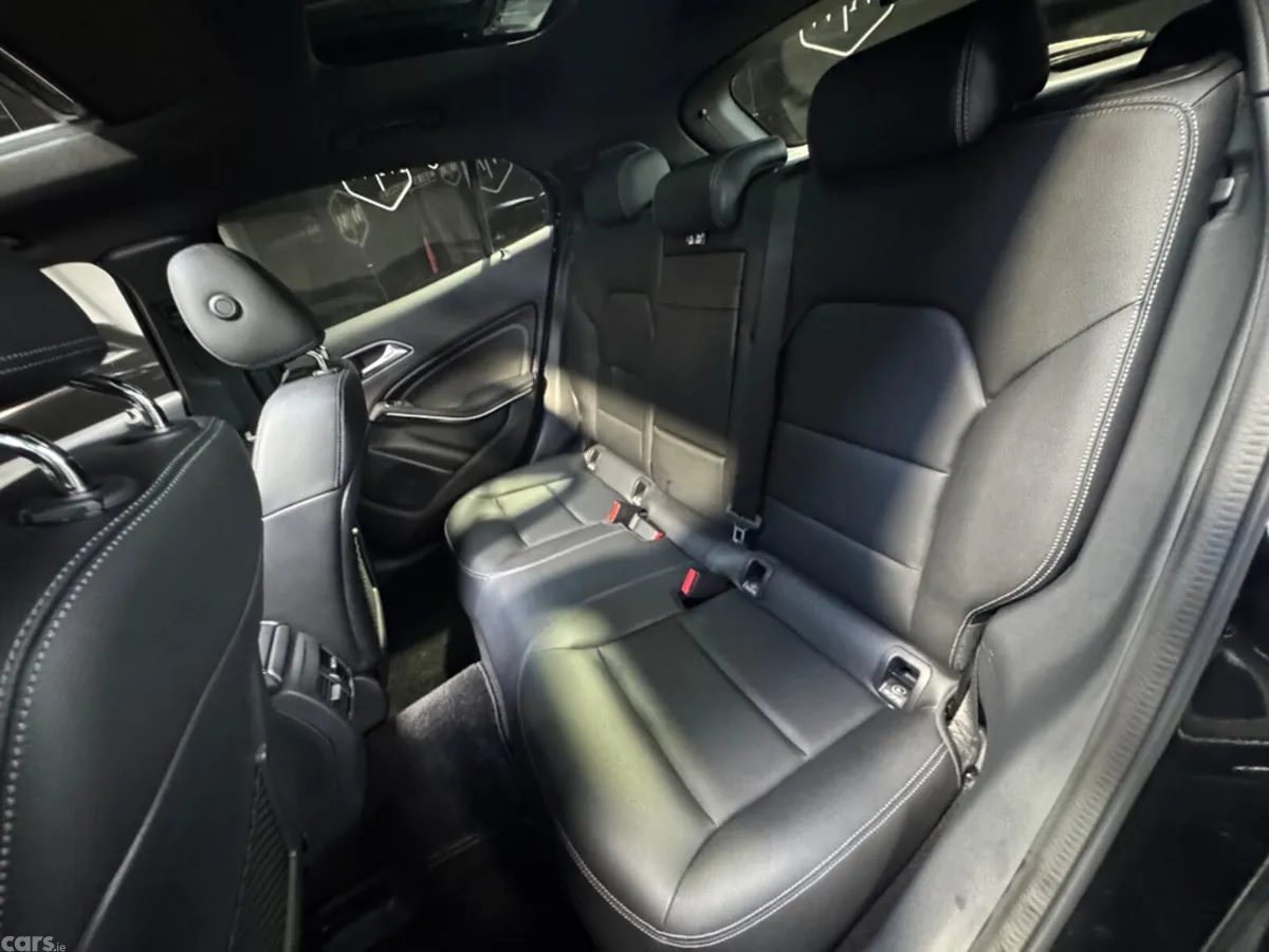 Mercedes-Benz GLA MPV, Petrol, 2017, Black