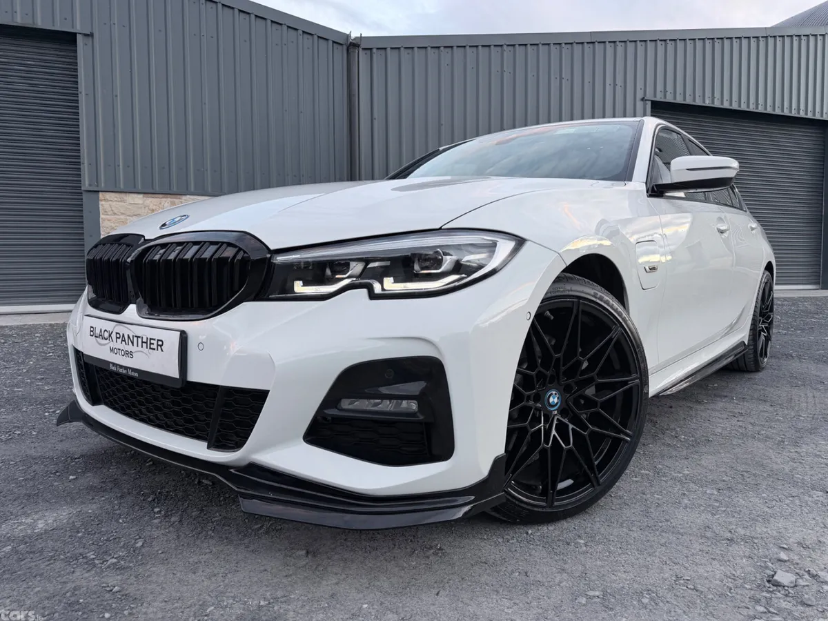 BMW 3-Series Saloon, Petrol Plug-in Hybrid, 2022, White