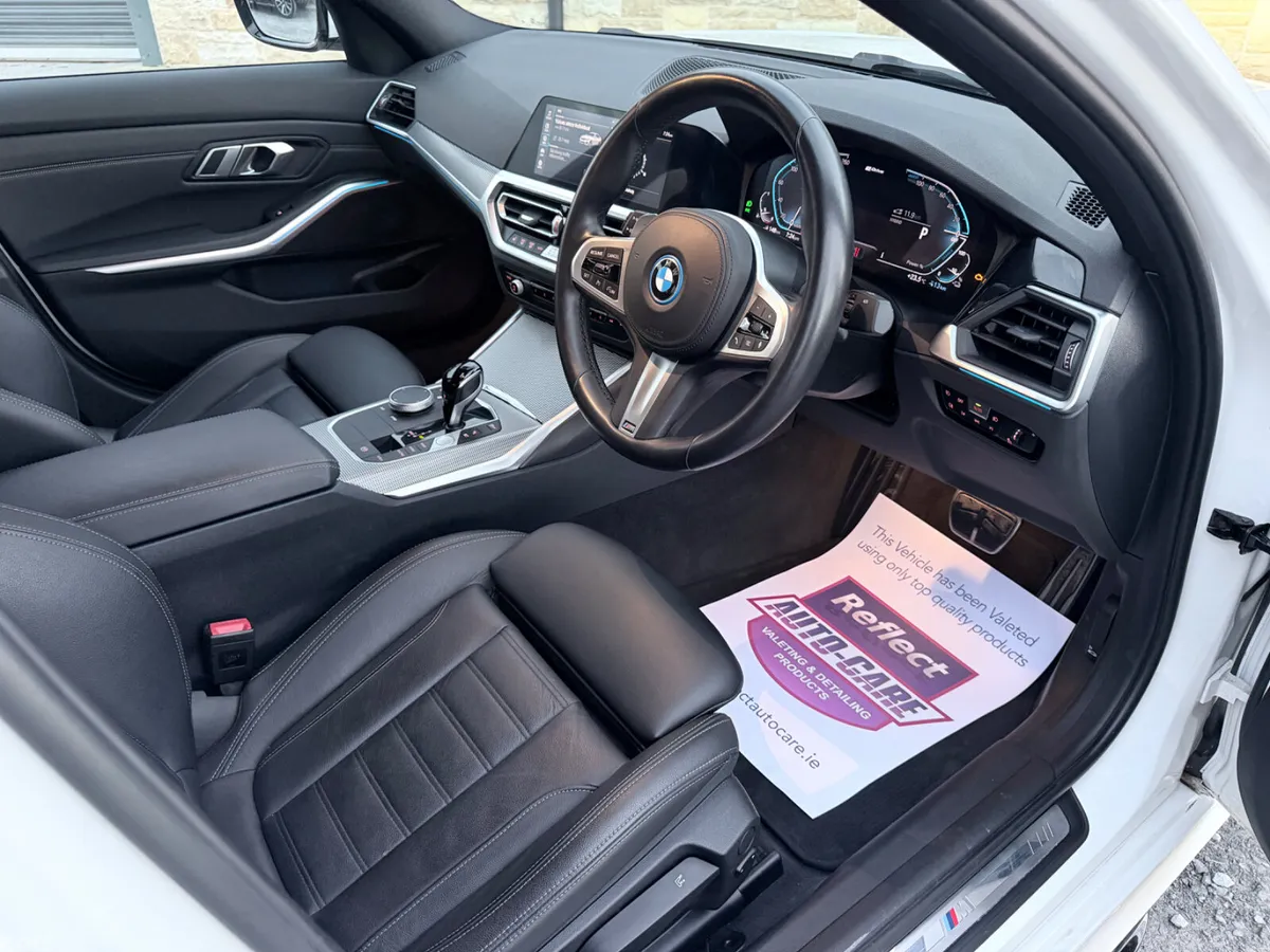 BMW 3-Series Saloon, Petrol Plug-in Hybrid, 2022, White