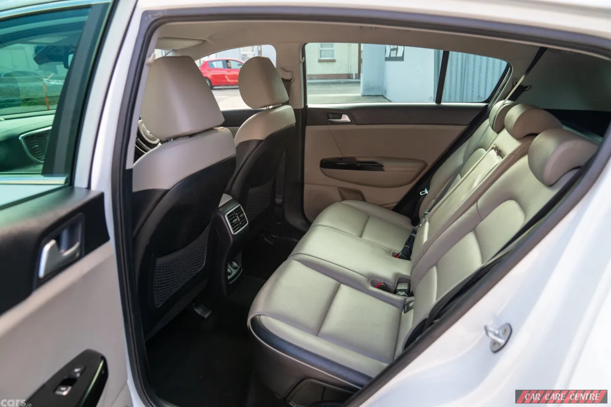 Kia Sportage SUV, Diesel, 2019, White