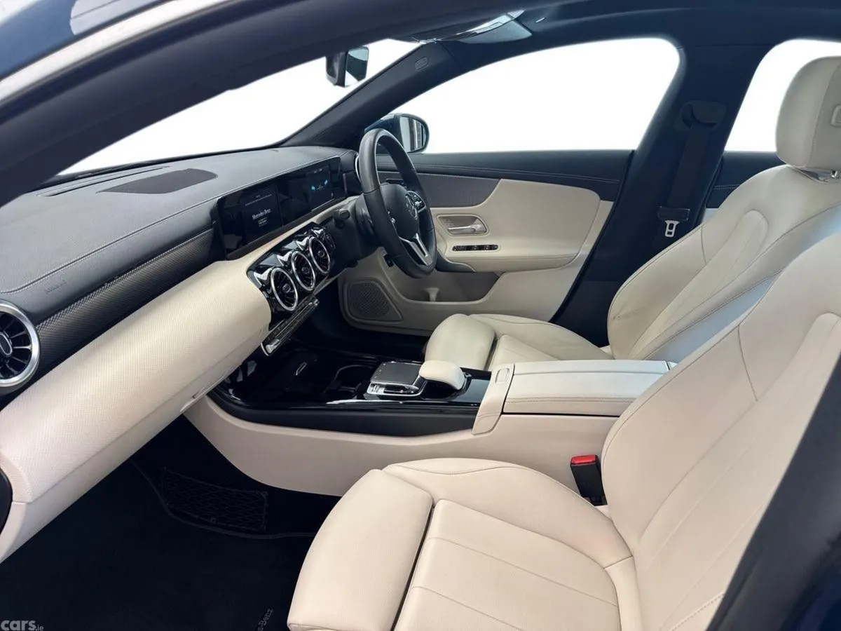 Mercedes-Benz CLA Saloon, Diesel, 2020, Blue