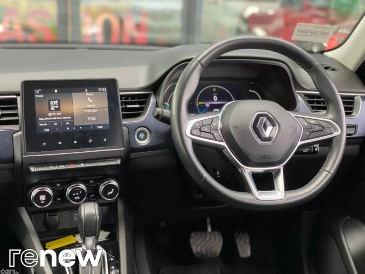 Renault Arkana Hatchback, Petrol, 2022, White