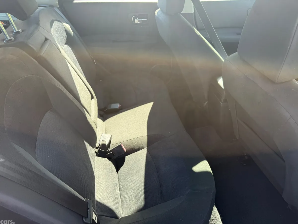 Nissan Qashqai Hatchback, Petrol, 2011, Blue