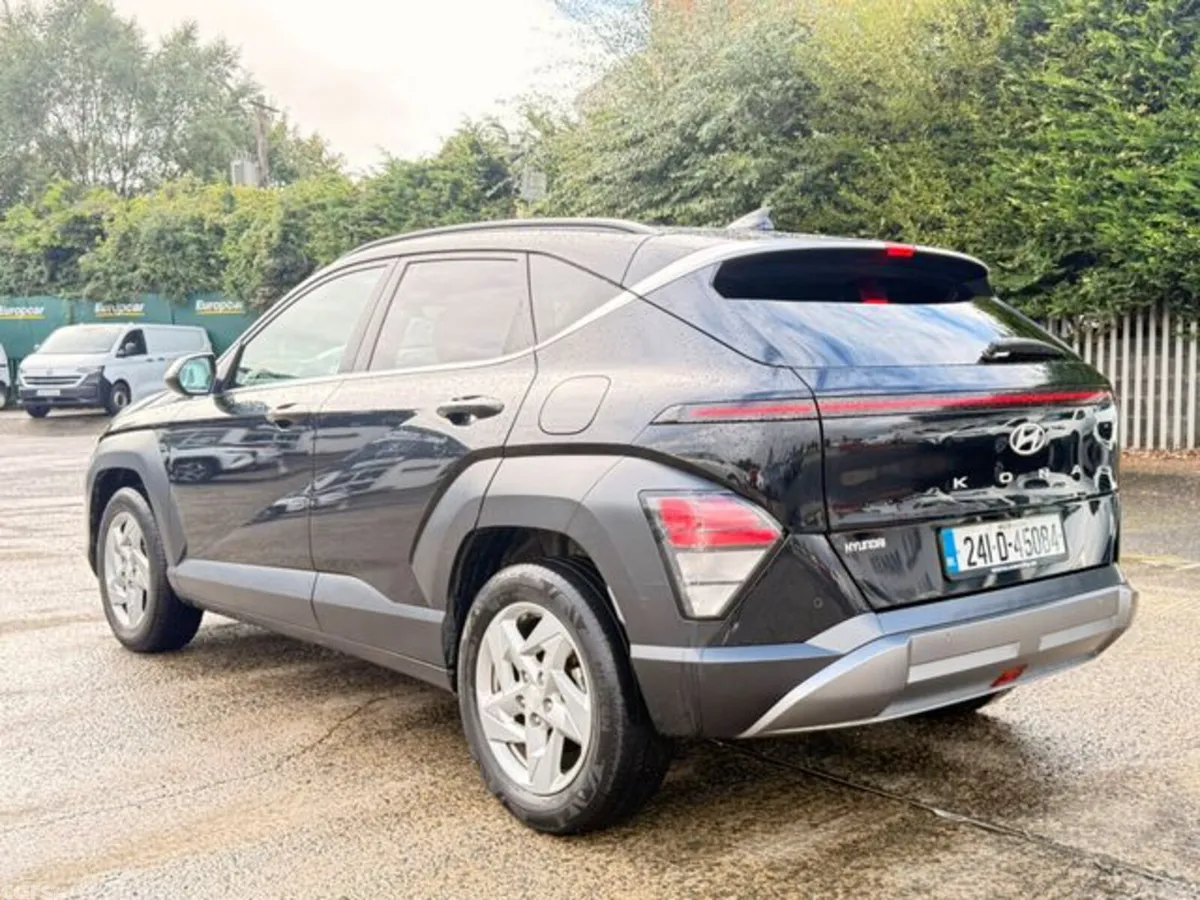 Hyundai KONA MPV, Petrol, 2024, Black
