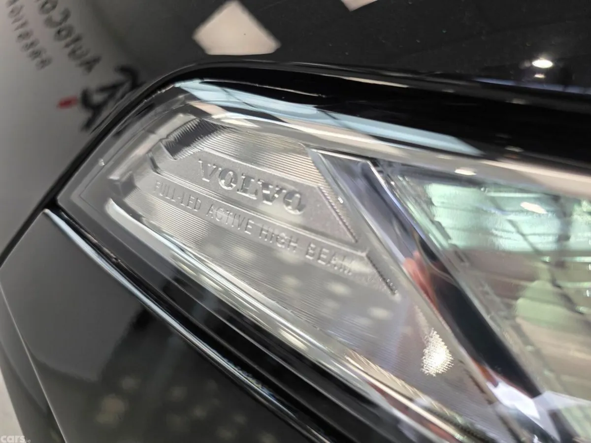 Volvo XC90 SUV, Petrol Plug-in Hybrid, 2023, Black
