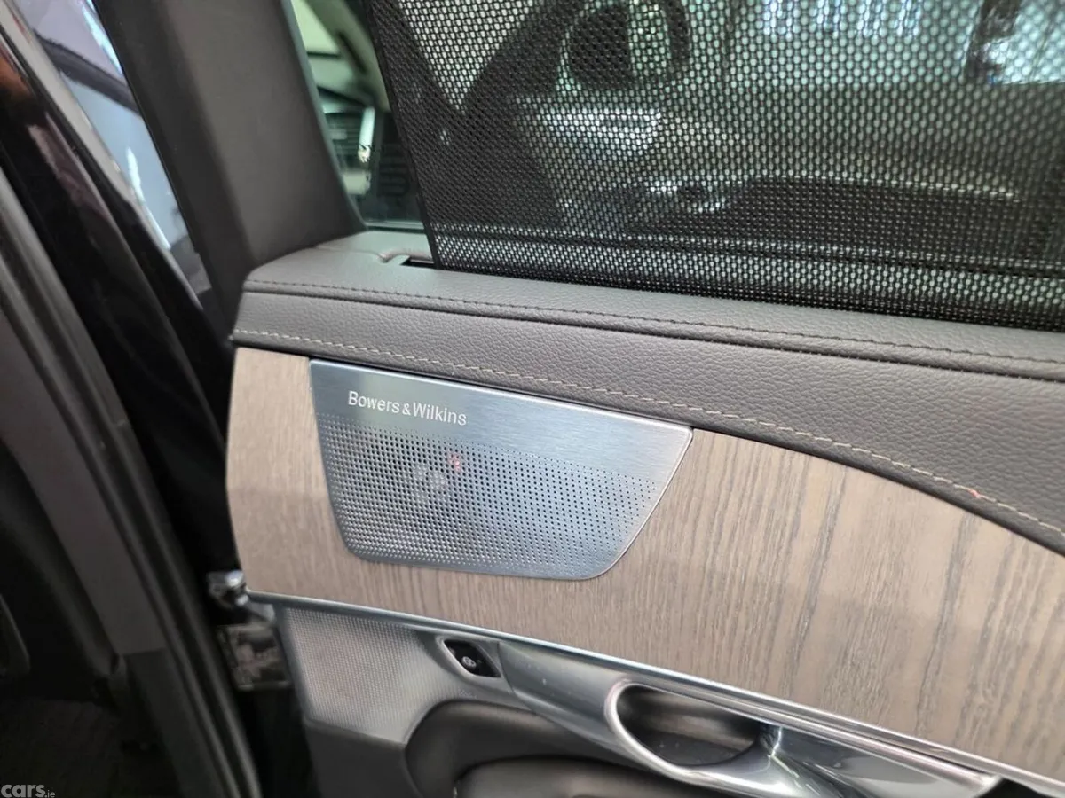 Volvo XC90 SUV, Petrol Plug-in Hybrid, 2023, Black
