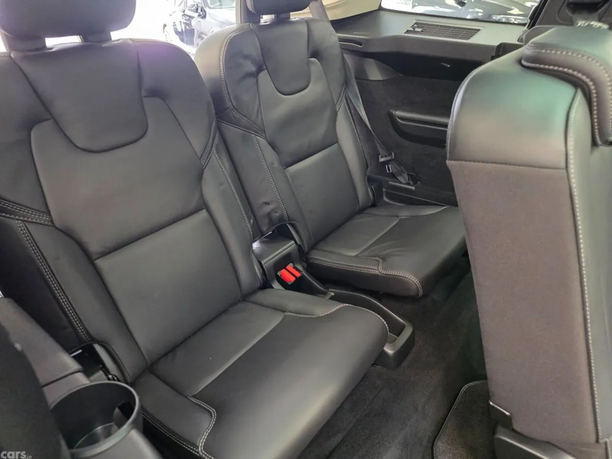 Volvo XC90 SUV, Petrol Plug-in Hybrid, 2023, Black
