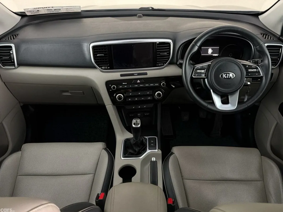 Kia Sportage SUV, Diesel Hybrid, 2021, Grey