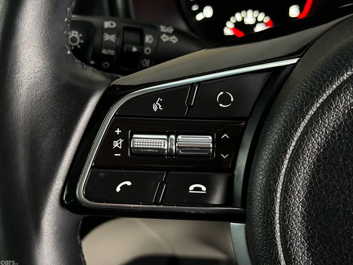 Kia Sportage SUV, Diesel Hybrid, 2021, Grey