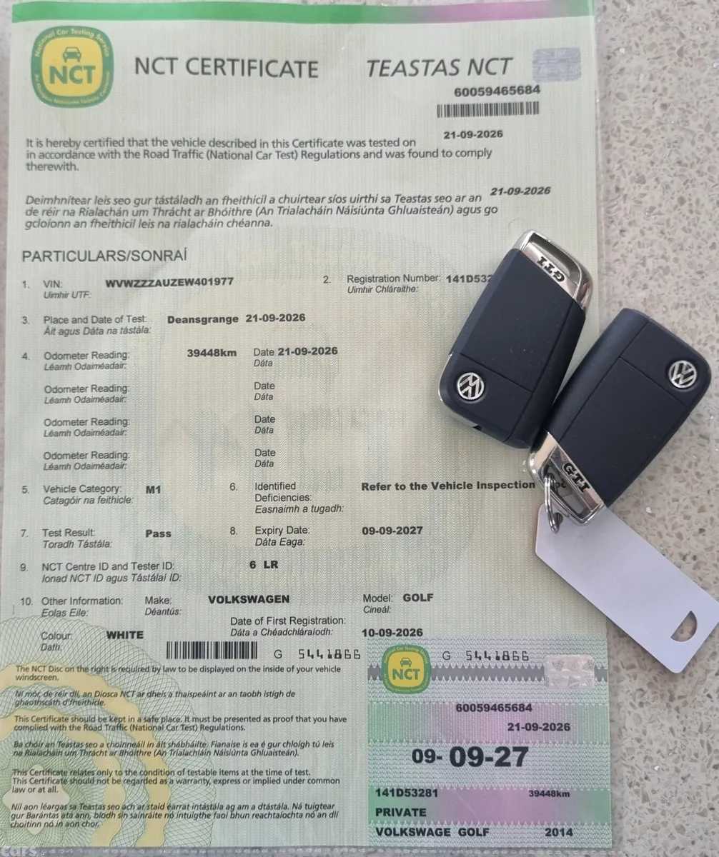 Volkswagen Golf Hatchback, Petrol, 2014, White