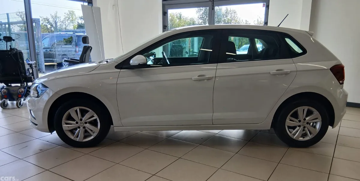 Volkswagen Polo Hatchback, Petrol, 2020, White