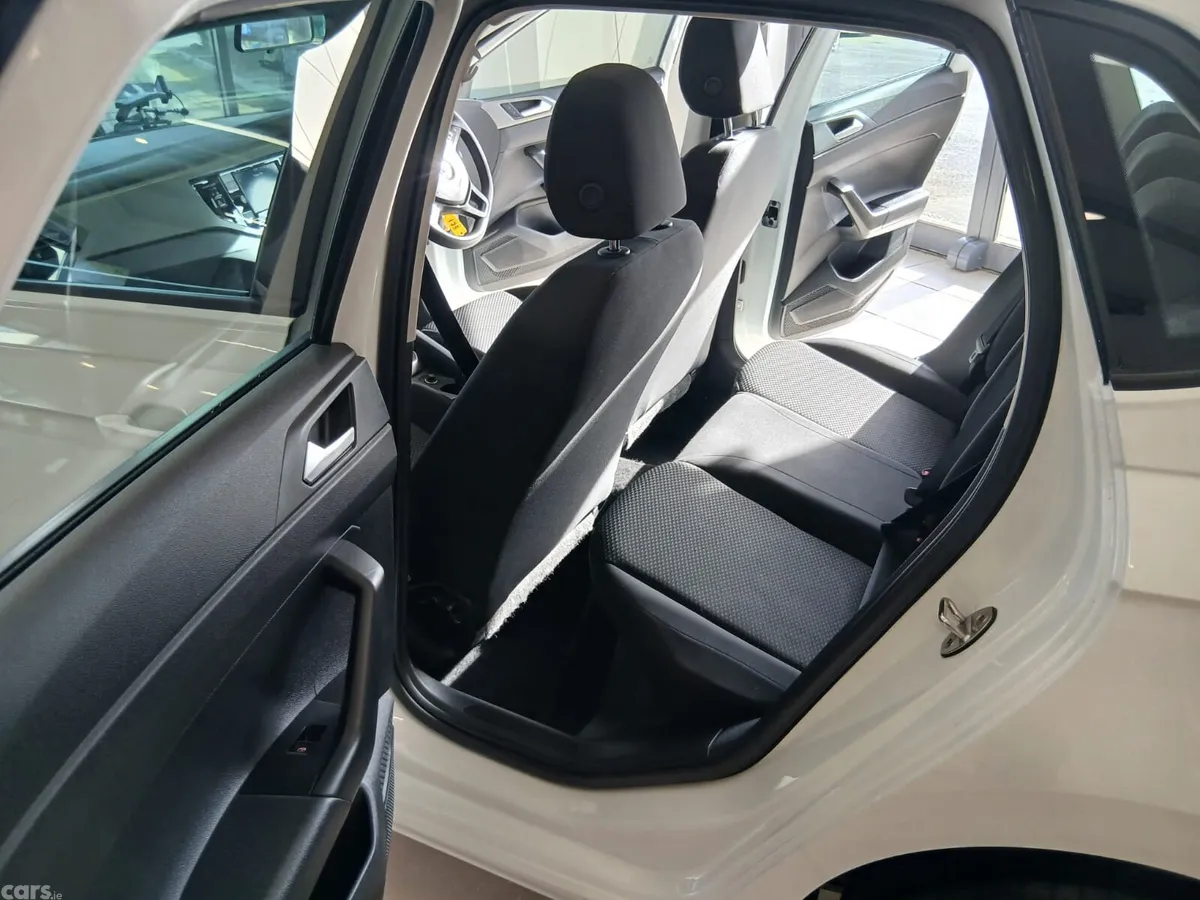 Volkswagen Polo Hatchback, Petrol, 2020, White