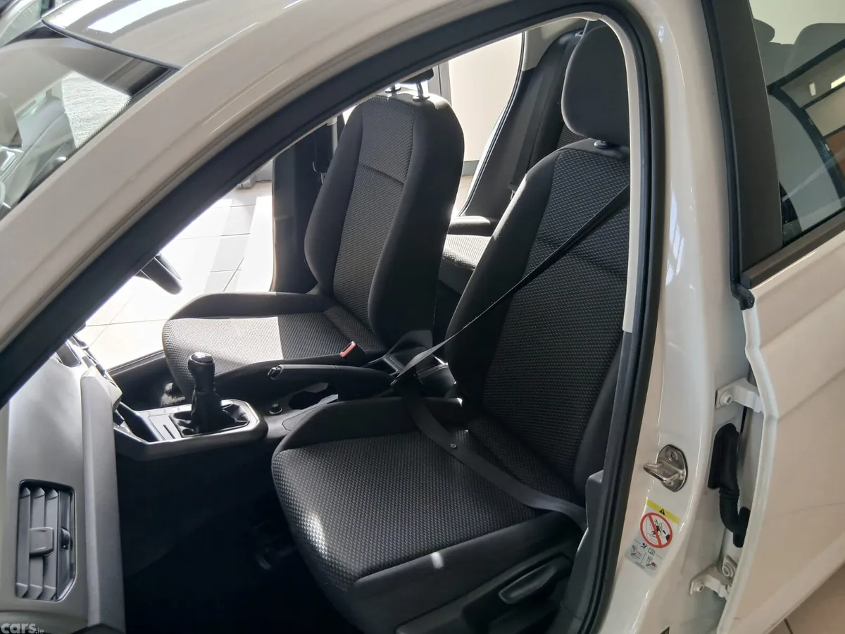 Volkswagen Polo Hatchback, Petrol, 2020, White