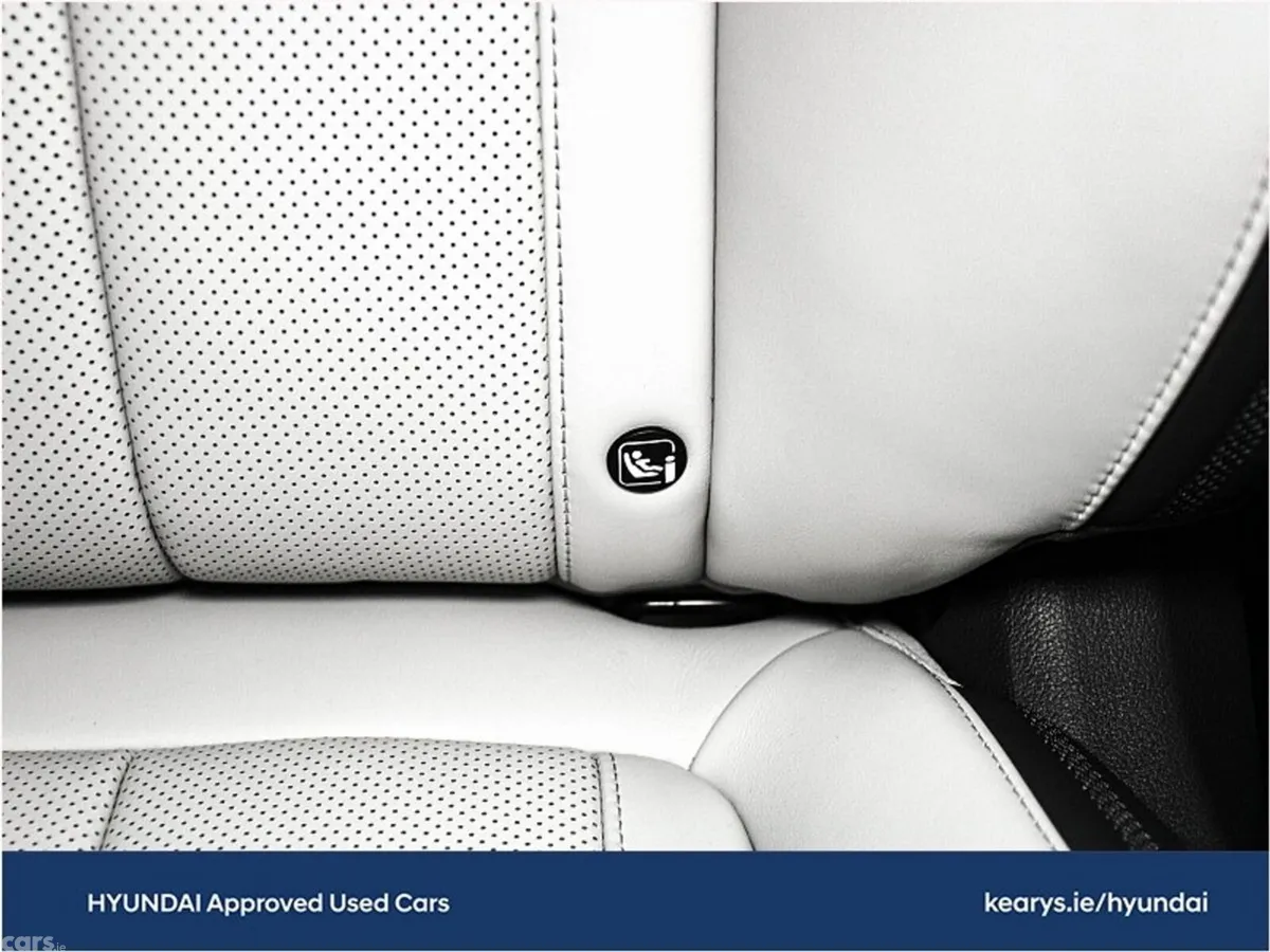 Hyundai Santa Fe SUV, Petrol Plug-in Hybrid, 2023, Grey