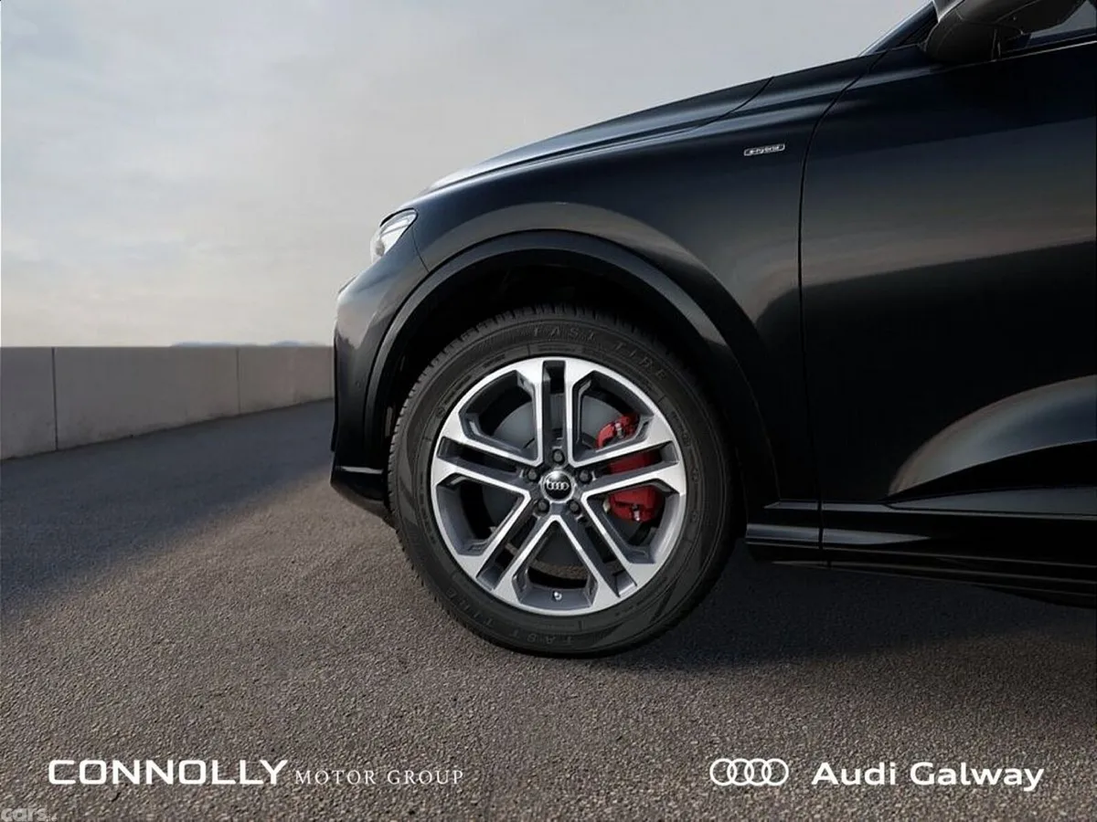 Audi Q5 SUV, Petrol Plug-in Hybrid, 2027, Black