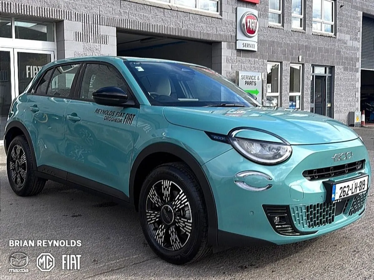 Fiat 600 Hatchback, Petrol, 2026, Blue