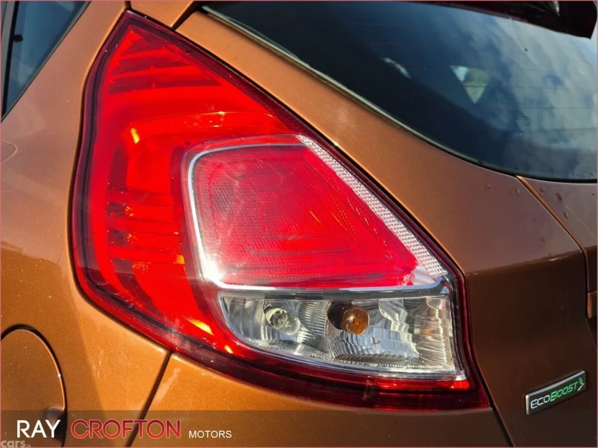 Ford Fiesta Hatchback, Petrol, 2015, Brown
