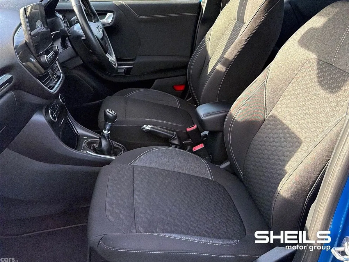 Ford Puma MPV, Petrol Hybrid, 2023, Blue