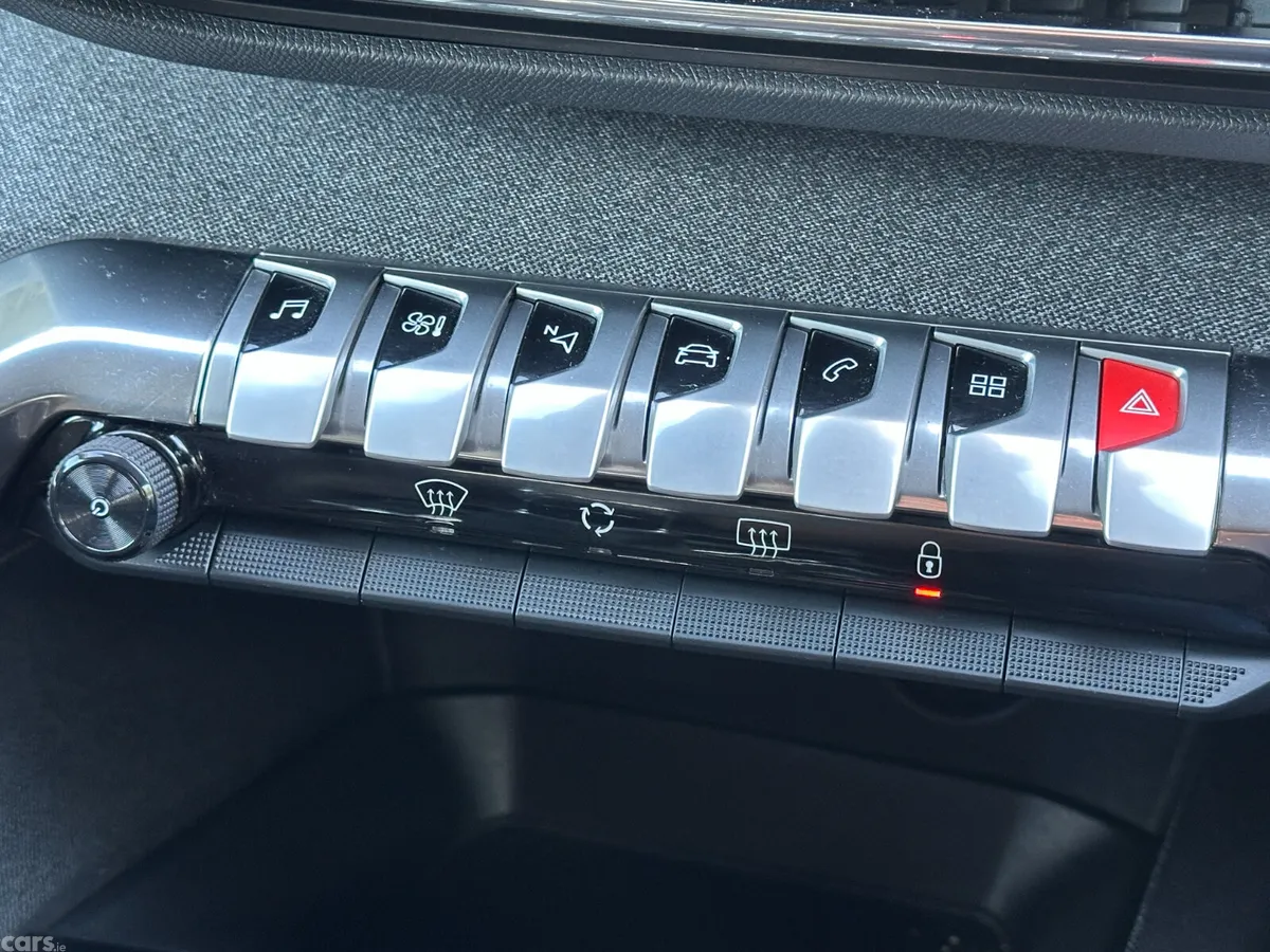Peugeot 3008 MPV, Diesel, 2023, Black