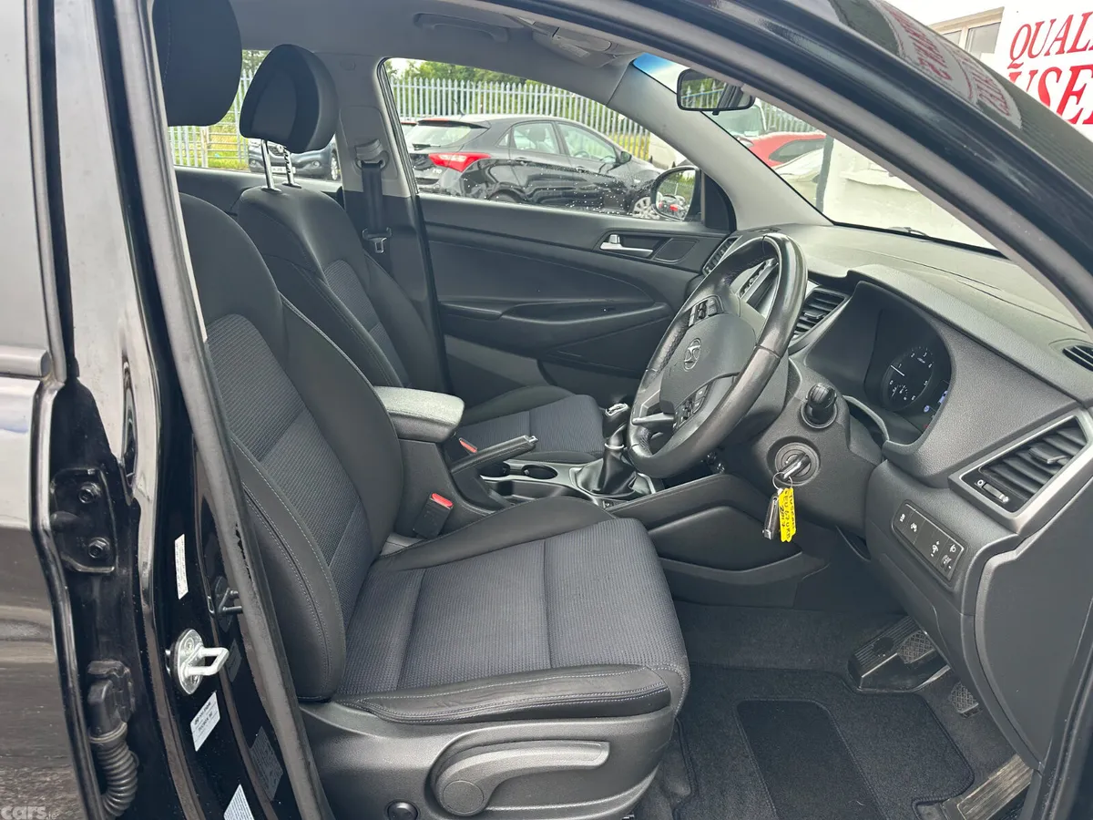 Hyundai Tucson SUV, Diesel, 2017, Black