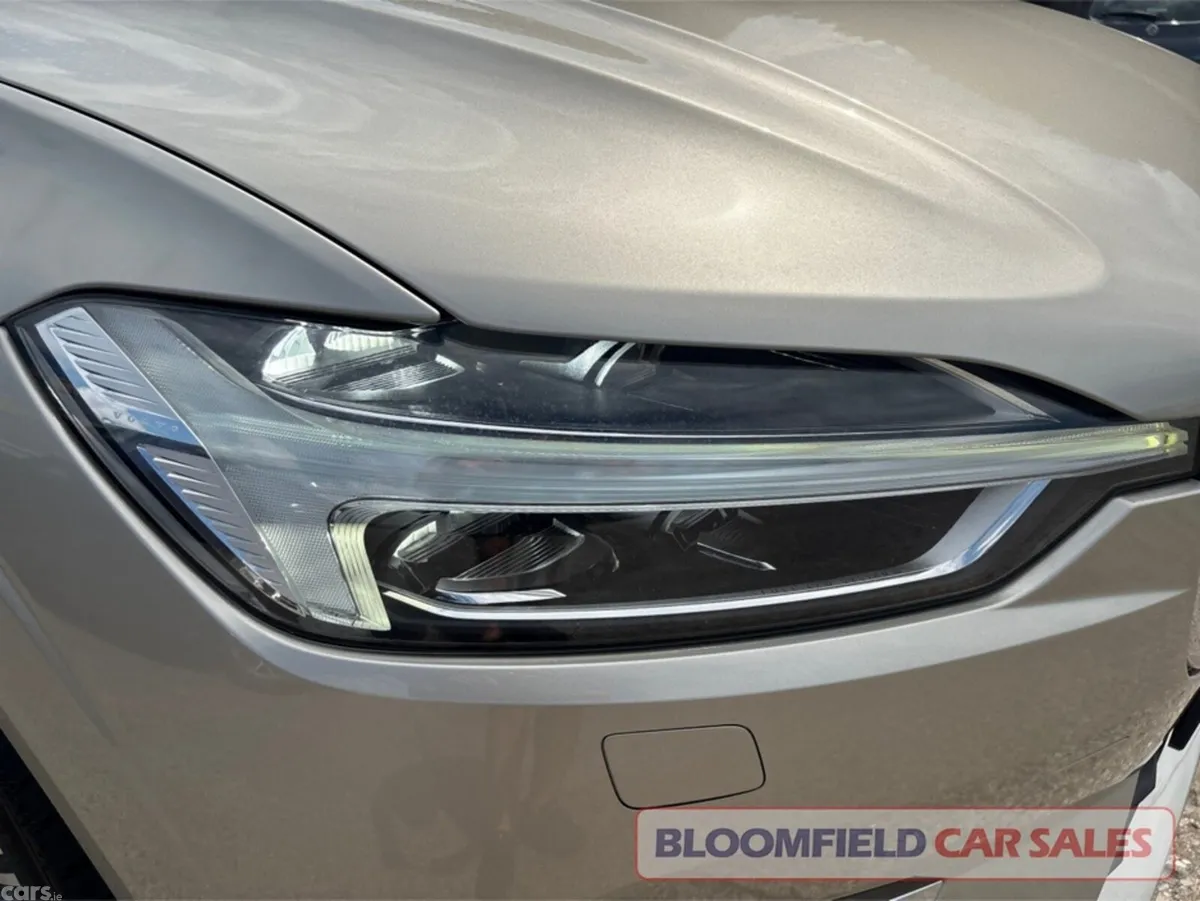 Volvo XC60 SUV, Diesel, 2019, Gold