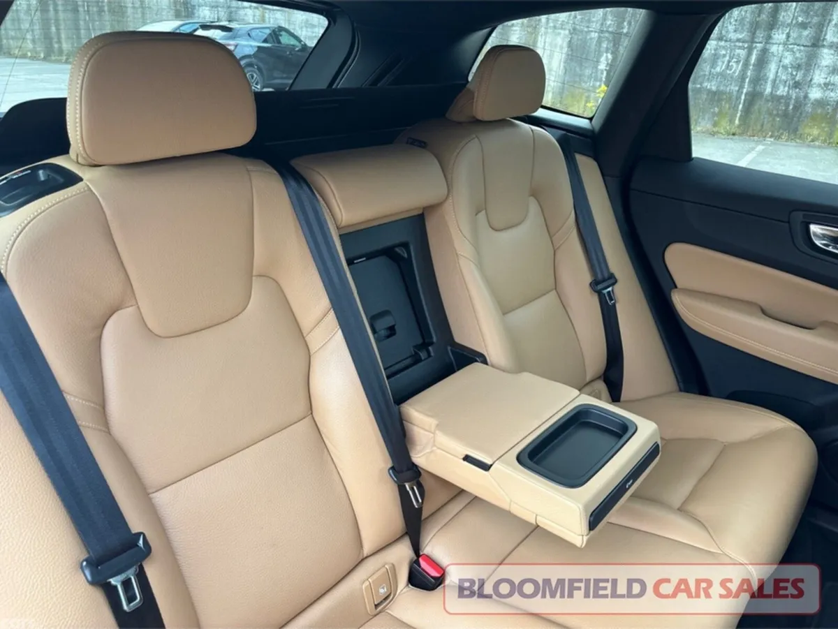 Volvo XC60 SUV, Diesel, 2018, Blue