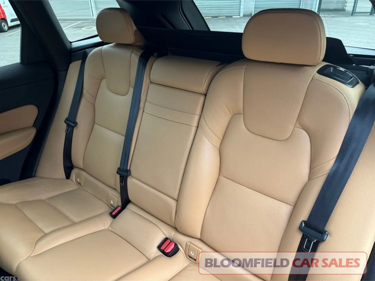 Volvo XC60 SUV, Diesel, 2018, Blue
