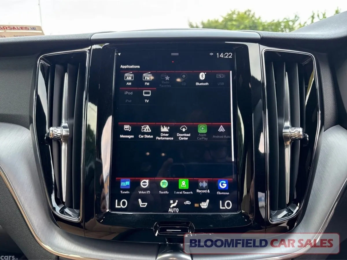 Volvo XC60 SUV, Diesel, 2018, Blue