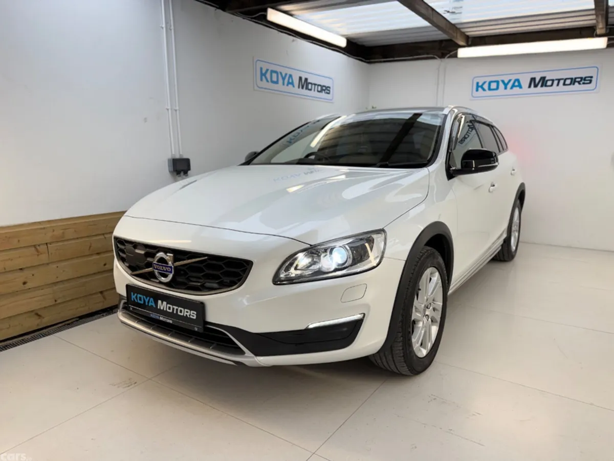 Volvo V60 Estate, Diesel, 2017, White
