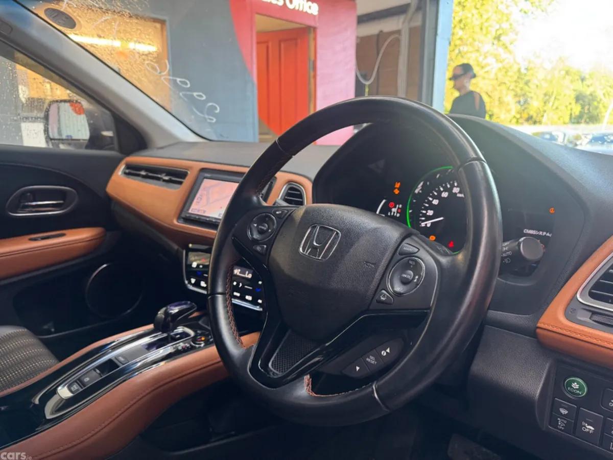 Honda Vezel SUV, Petrol Hybrid, 2017, Black