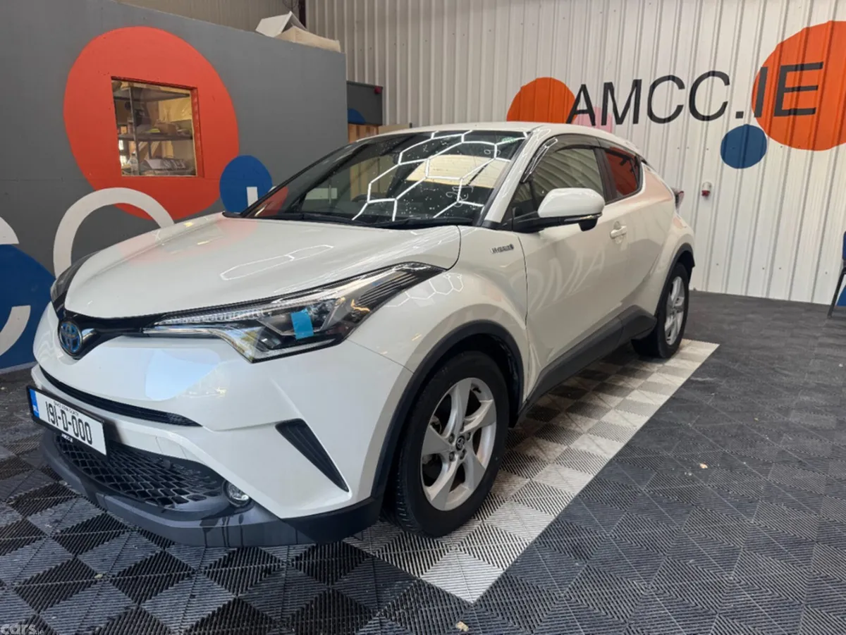 Toyota C-HR SUV, Petrol, 2019, White
