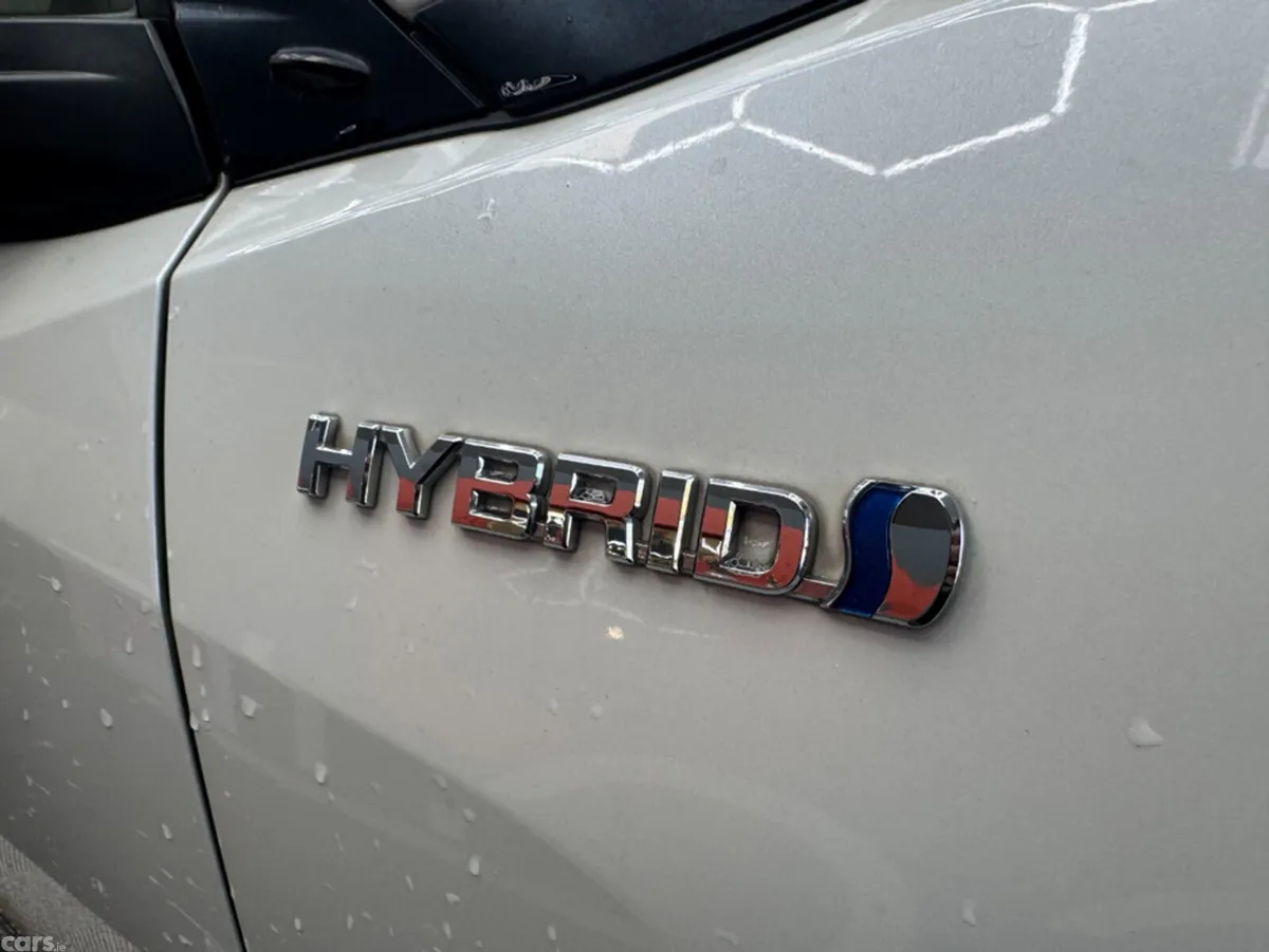 Toyota C-HR SUV, Petrol, 2019, White