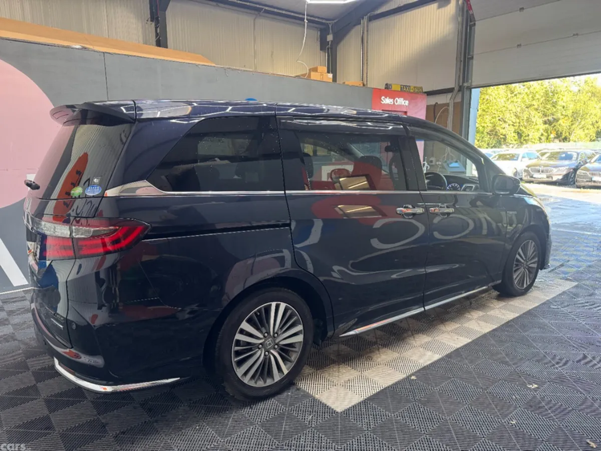 Honda Odyssey MPV, Petrol Hybrid, 2019, Black