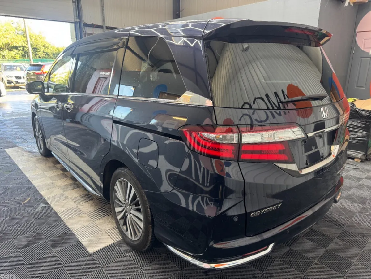 Honda Odyssey MPV, Petrol Hybrid, 2019, Black