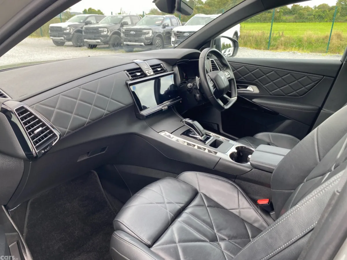 DS Automobiles DS 7 SUV, Diesel, 2023, Grey