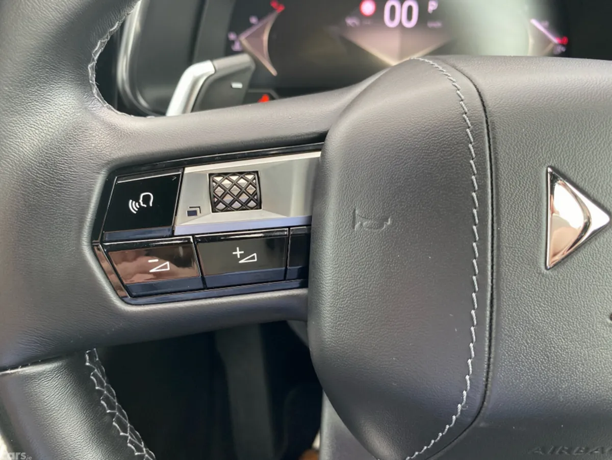 DS Automobiles DS 7 SUV, Diesel, 2023, Grey