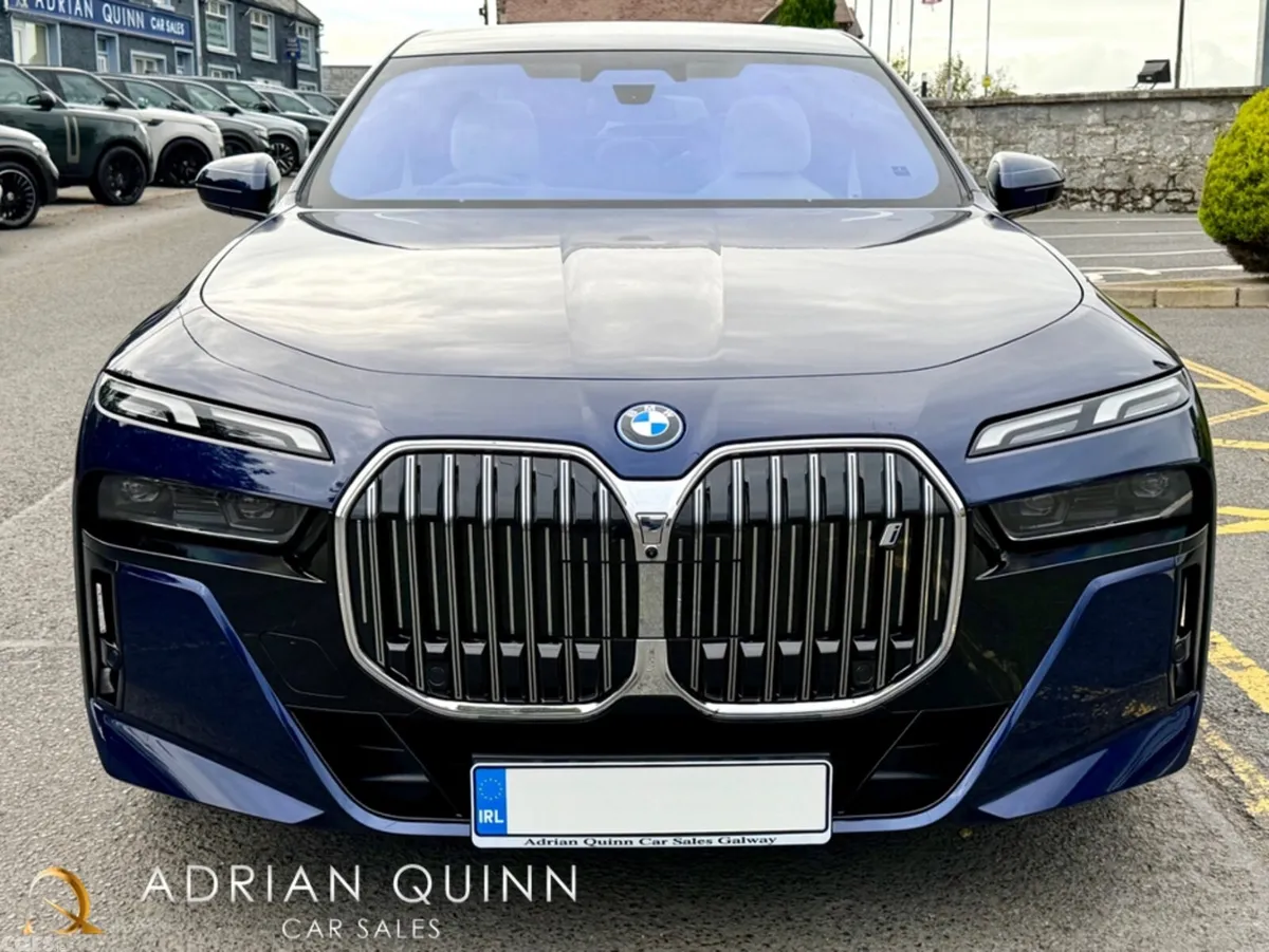 BMW i7 Saloon, Electric, 2026, Blue