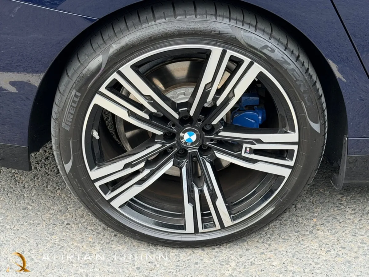 BMW i7 Saloon, Electric, 2026, Blue