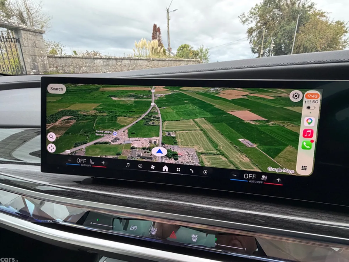 BMW i7 Saloon, Electric, 2026, Blue